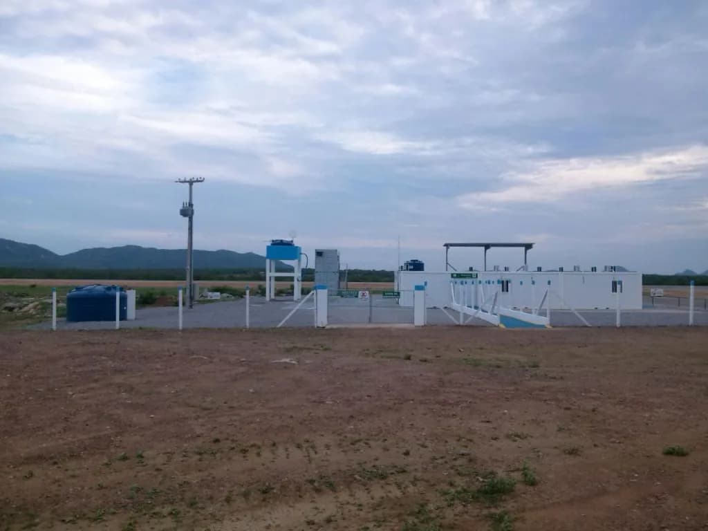 Vue aérienne de l'infrastructure de Santa Magalhães Airport