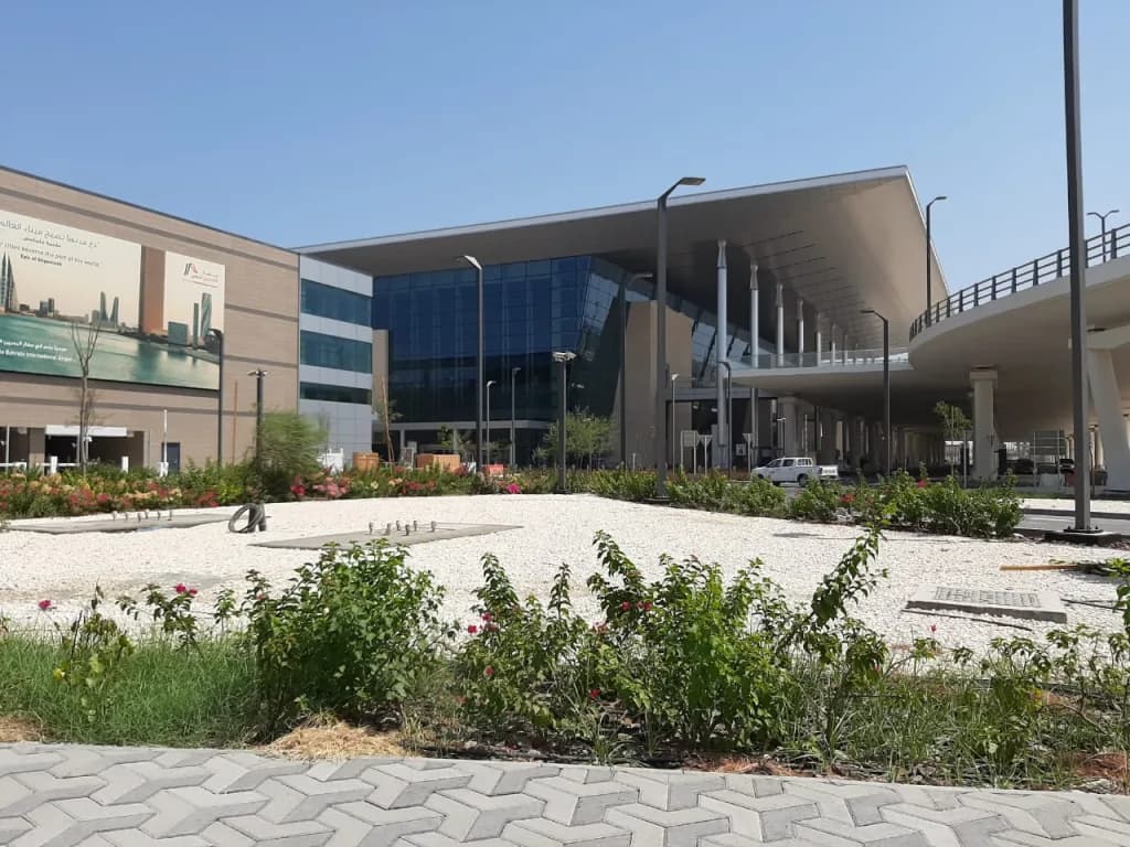 Panorama infrastruktury portu Odkryj Bahrain International Airport: Poradnik dla Pasażerów